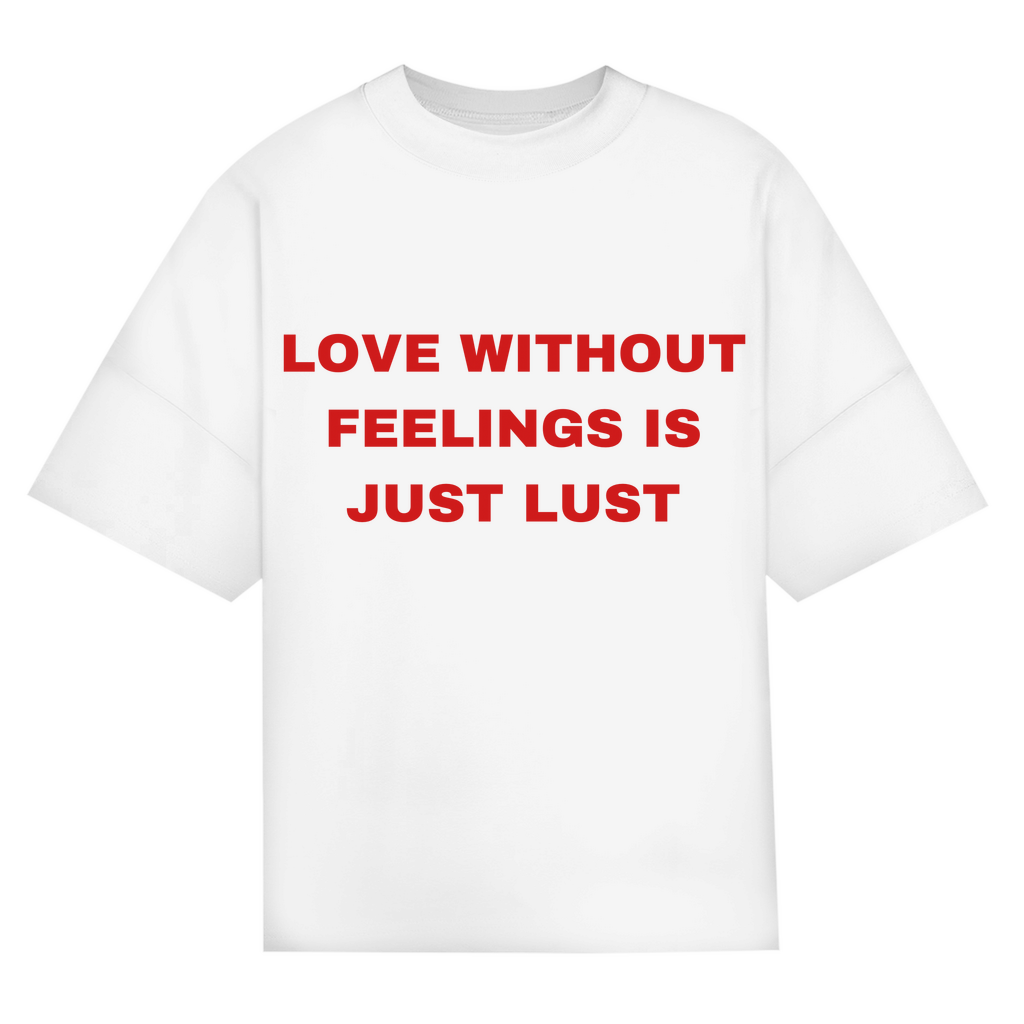 OVERSIZED "LOVE" SHIRT